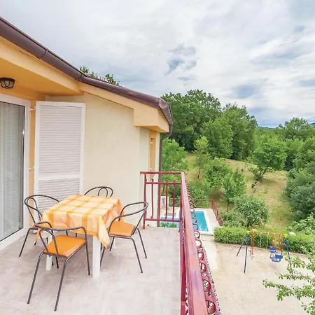 2 Bedroom In