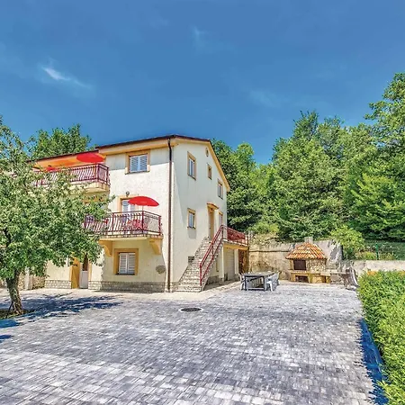 2 Bedroom In