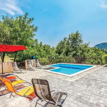 דירה 2 Bedroom In Grižane